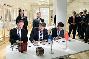 CIHA and FIHA representatives signed the Memorandum of Understanding in Helsinki on 6 February 2018